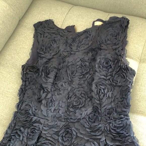 Dress - Picture 2 of 5